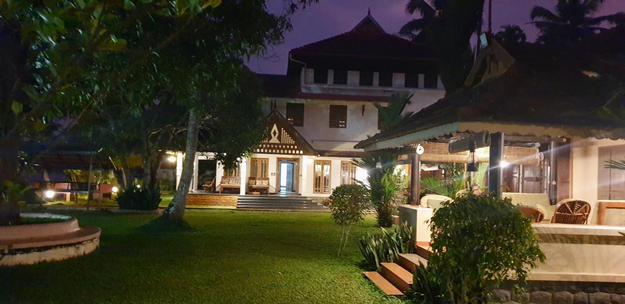 The Pamba Heritage Villa Champakulam エクステリア 写真